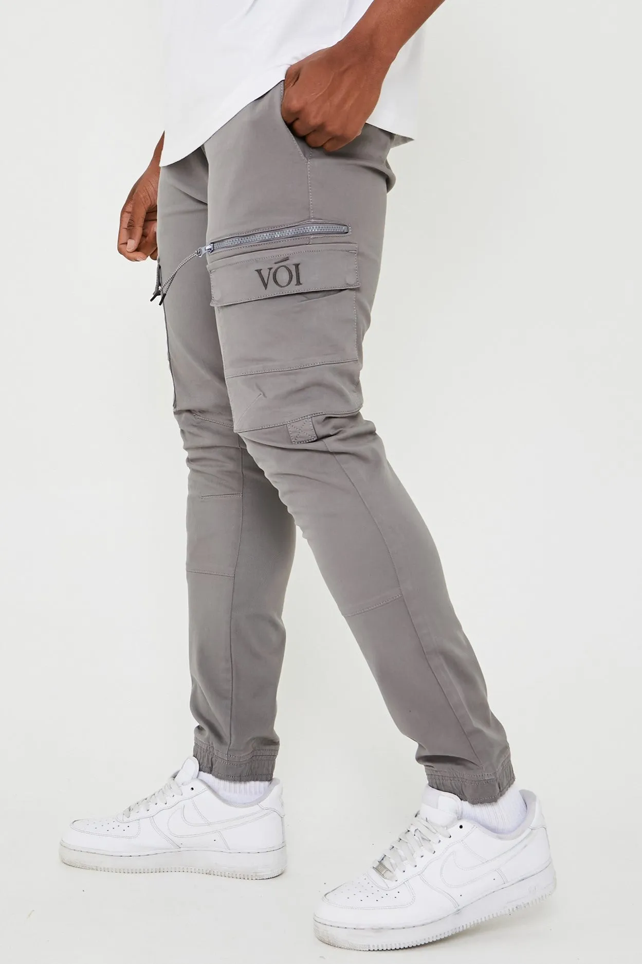 Becklow Tapered Cargo Cotton Joggers - Light Grey