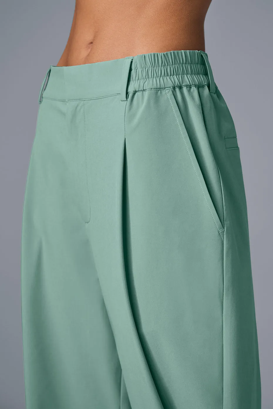 High-Waist Pursuit Trouser (Regular) - Botanical Green