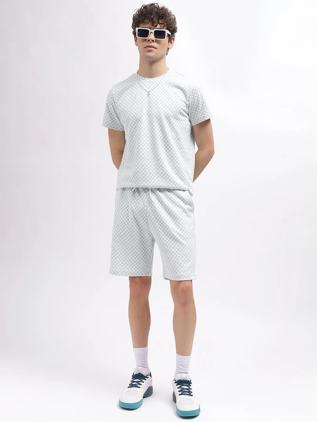 Iconic Men White Checked Regular Fit Mid-Rise Shorts