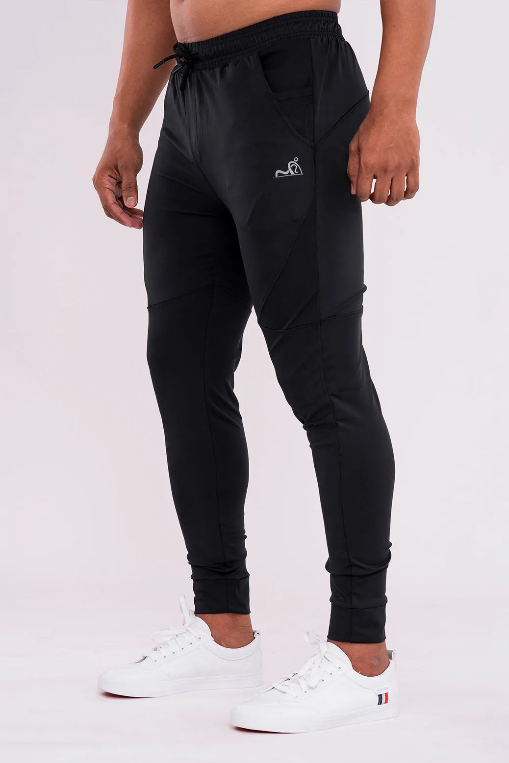 MINIMAL BUZZ Unstoppable Slim Fit Joggers - Jet Black