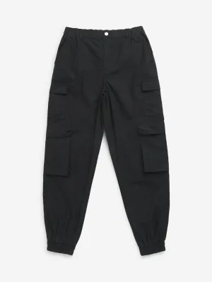 Y&F Kids Black Mid-Rise Cargo-Style Cotton Joggers